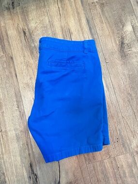 a.n.a Bright Blue Twill Shorts | Size 10 Short